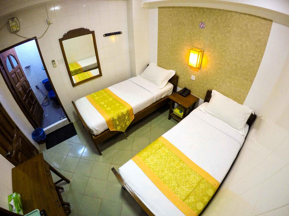 May Shan Hotel Янгон Экстерьер фото